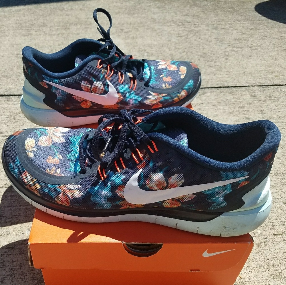 Nike 5.0 Free Runs (Photosynthesis Edition)